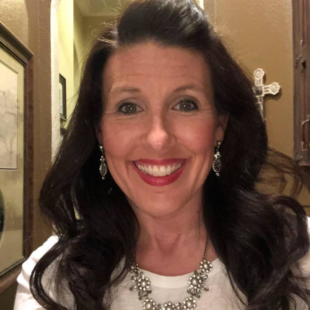 Meet your Posher, Jennifer